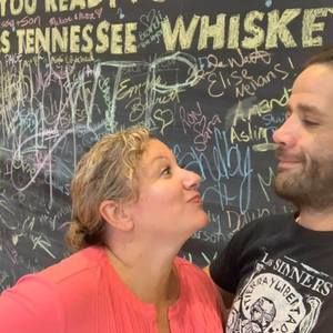 Meet your Posher, Carey